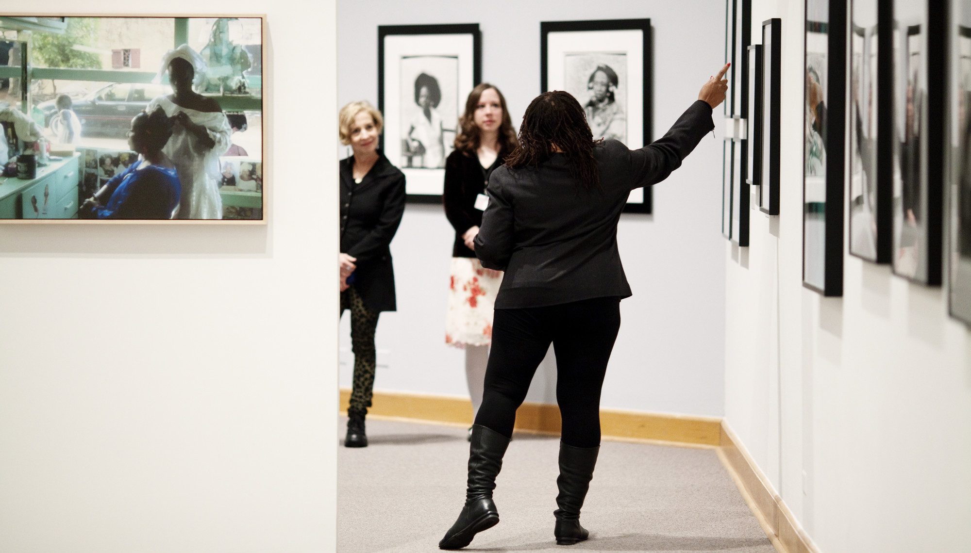 RS19707_20101022_willis_gallery_tour_17-lpr