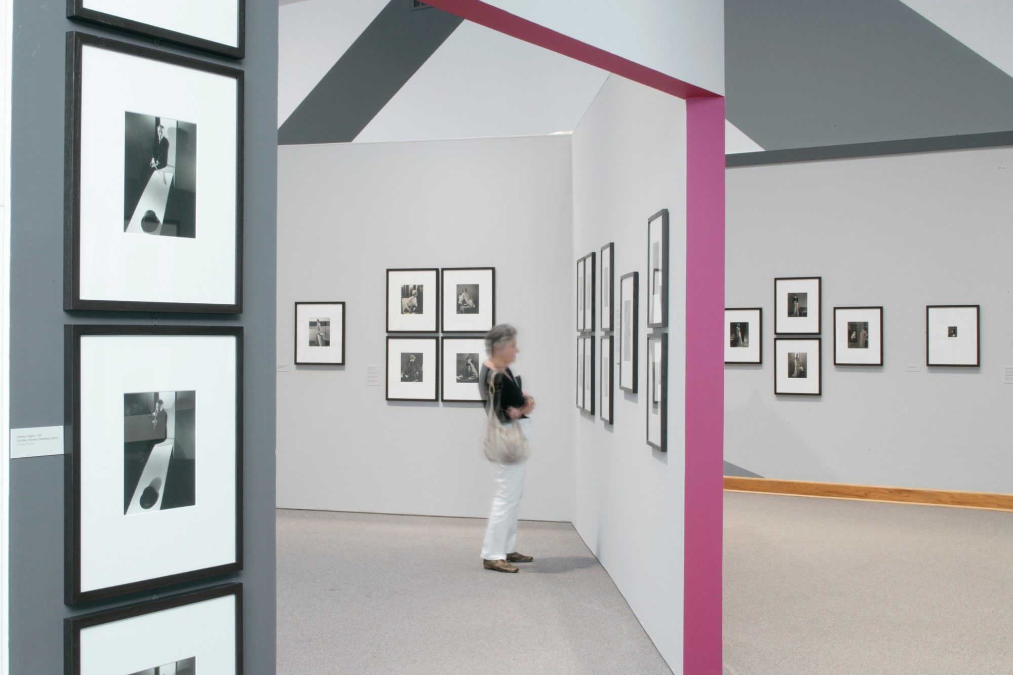 Edward Steichen: In High Fashion the Condé Nast Years, 1923–1937. Installation photo by Arthur Evans.